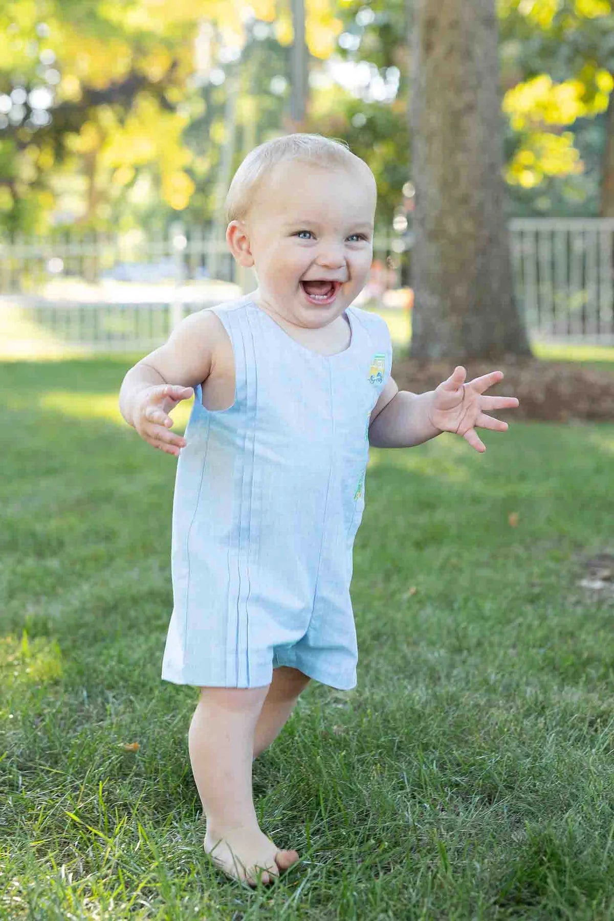 Linen Look Shortall With Trains