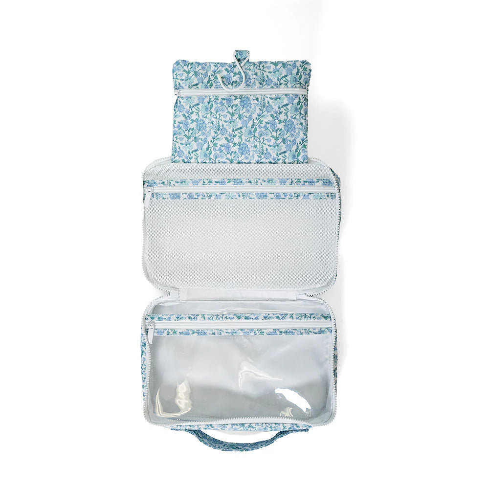 Bundle Up - Hanging Toiletry Bag