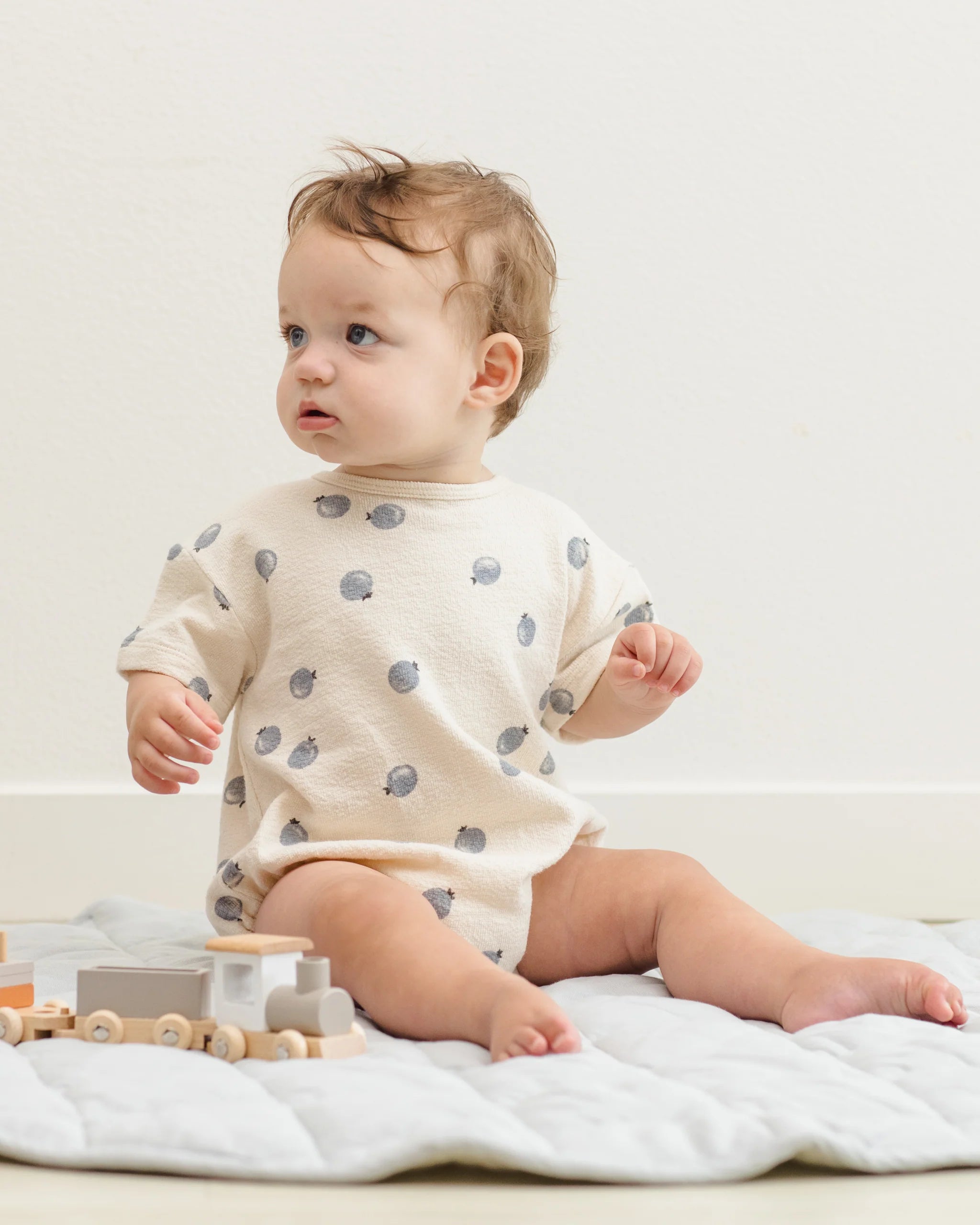 Relaxed Short Sleeve Bubble Romper | Blueberries