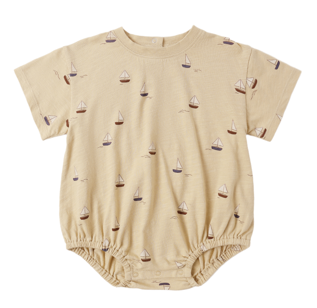 Relaxed Bubble || Sailboats