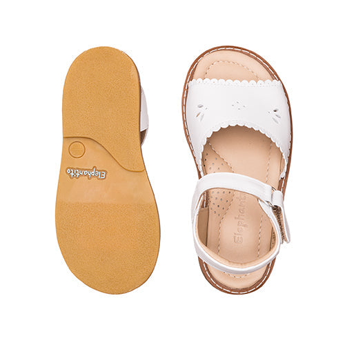 Classic Sandal with Scallop