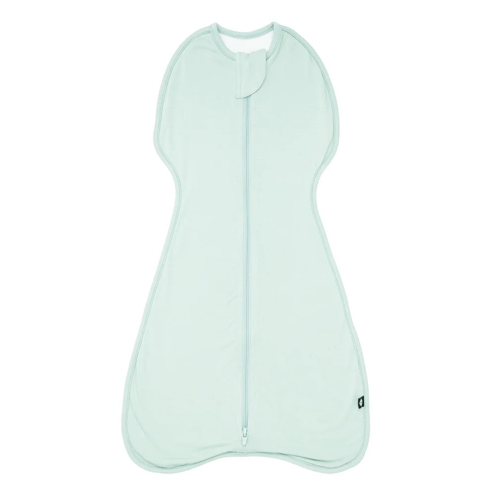 Swaddle Bag in Sage 0.5