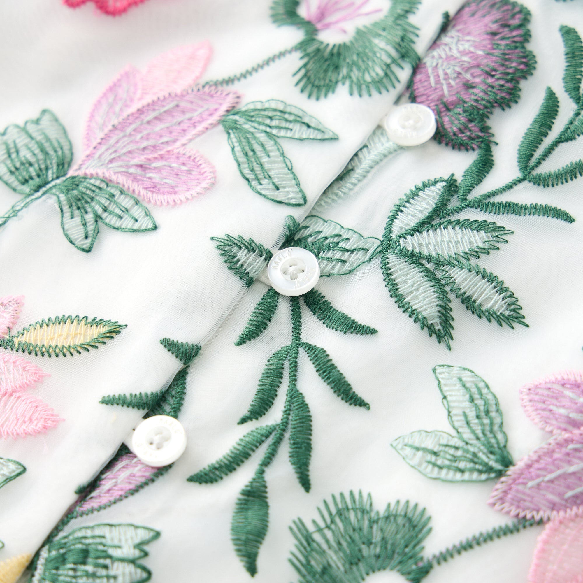 Ilaria Embroidered Set