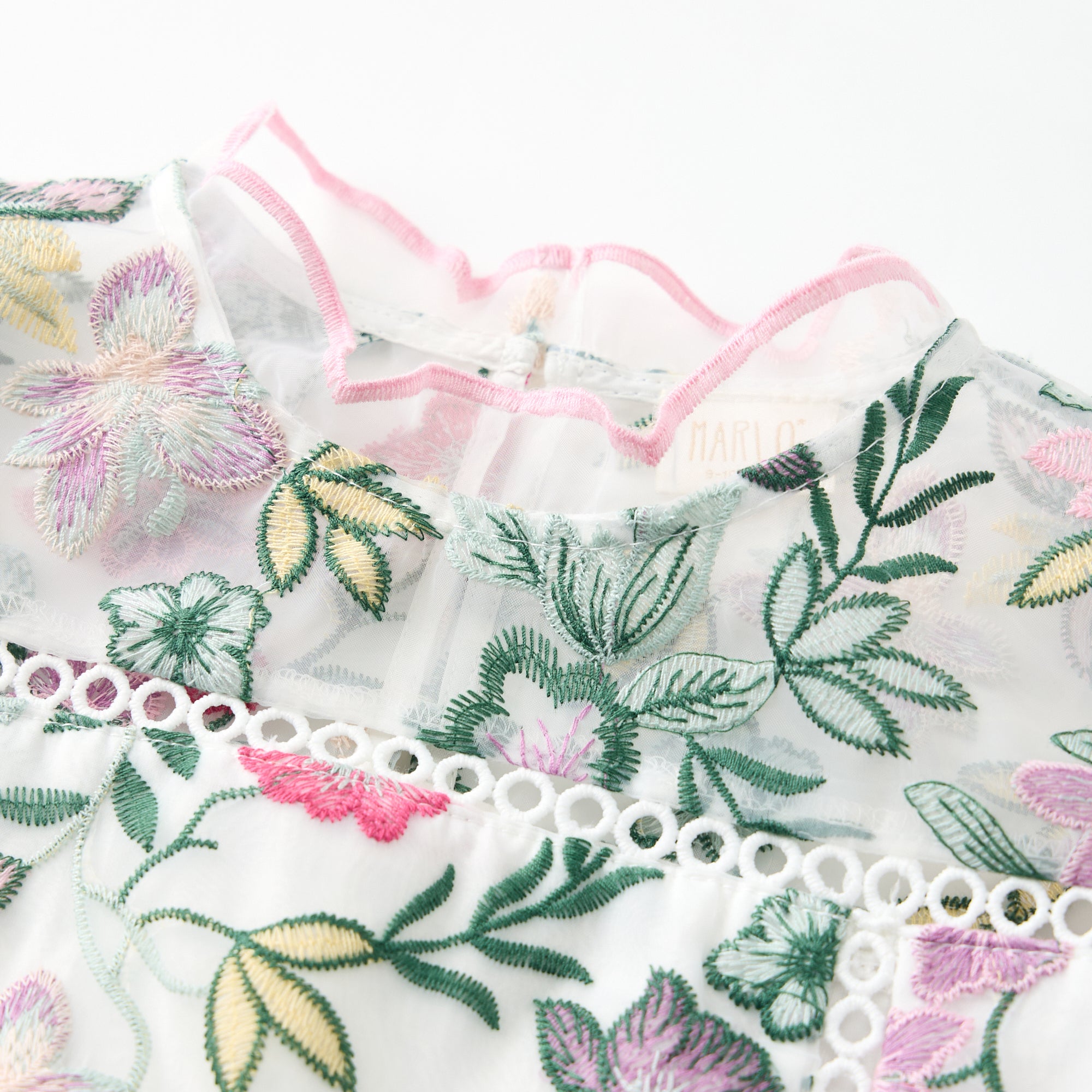 Ilaria Embroidered Set