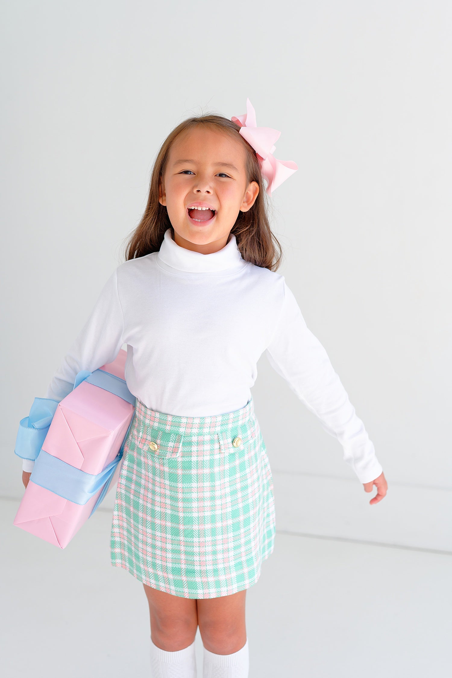 Tatum's Turtleneck (Unisex) - Worth Ave White