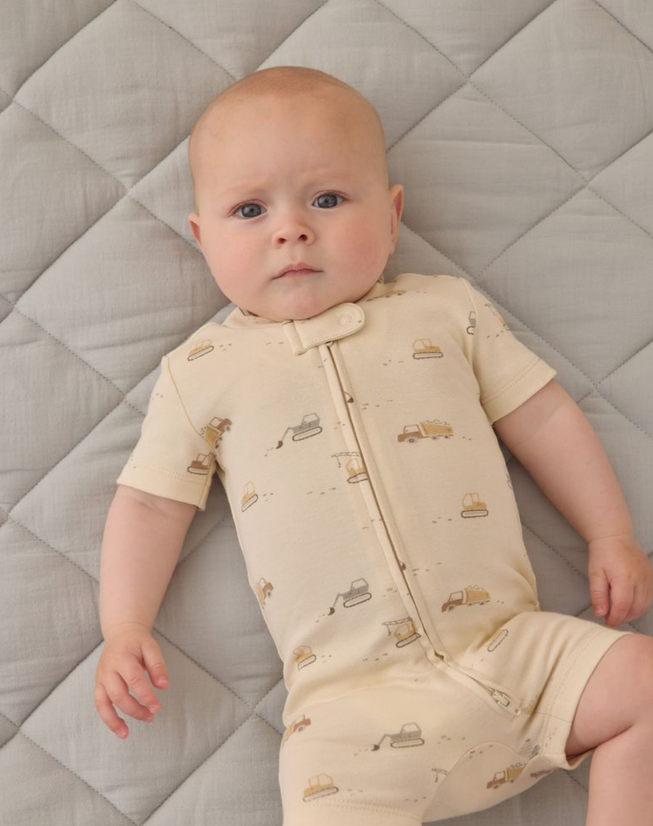 ZIP SHORT SLEEVE SLEEPER | CONSTRUCTION TRUCKS